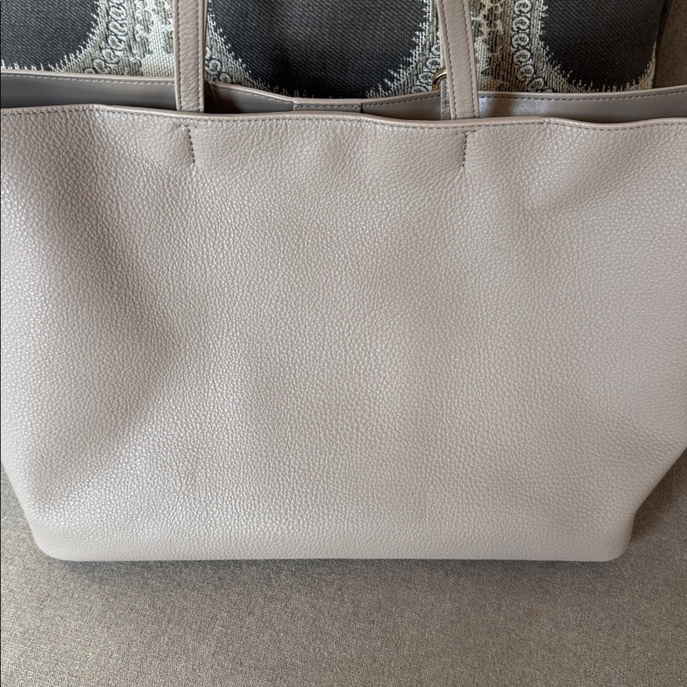 Tory Burch Designer Pebbled Leather Horse Pony Tote Purse Handbag *bonus tassel - Picture 5 of 8